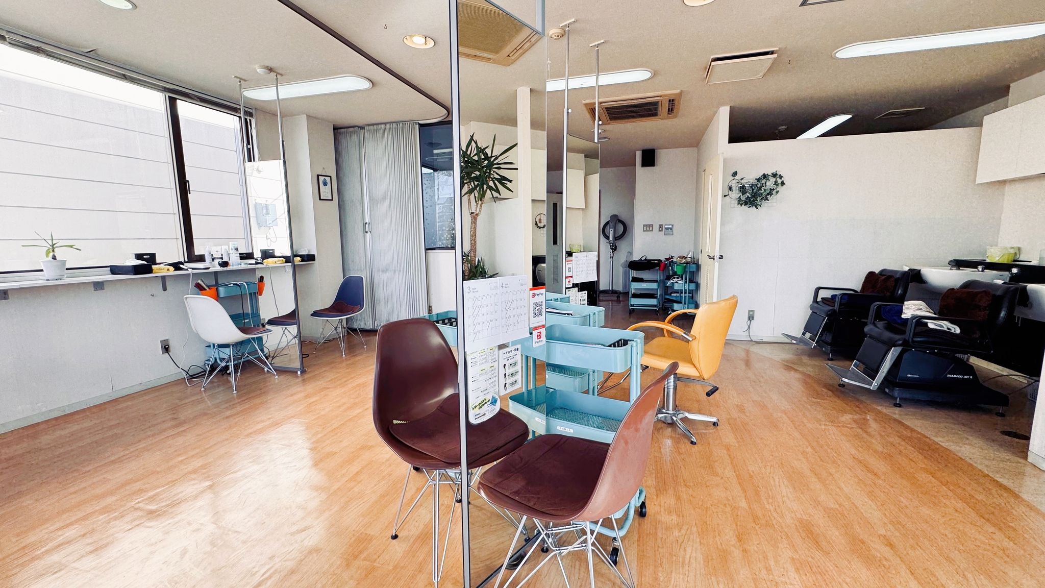 東京☆ヘアカラーズ 店内